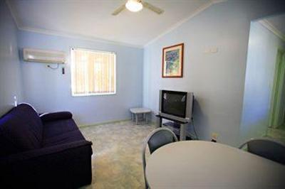 фото отеля Pilbara Holiday Park Hotel Karratha