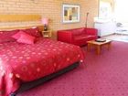 фото отеля Blue Whale Motor Inn & Apartments