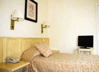 фото отеля Richmond Park Hotel London