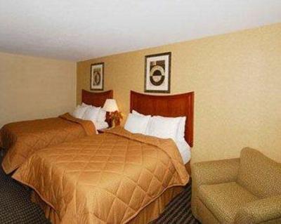 фото отеля Comfort Inn & Suites Vancouver