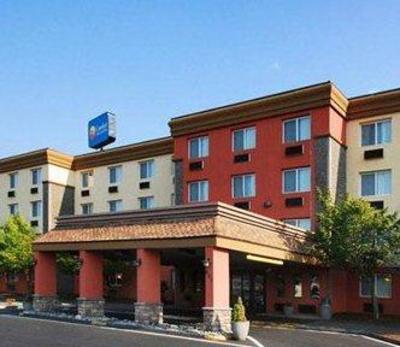 фото отеля Comfort Inn & Suites Vancouver