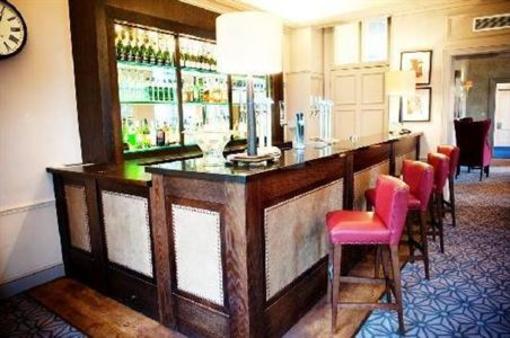 фото отеля Uplands Hotel High Wycombe