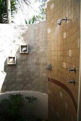 фото отеля Nice By Nature Guesthouse