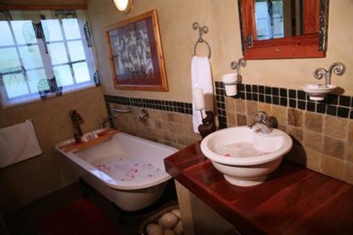 фото отеля Nice By Nature Guesthouse