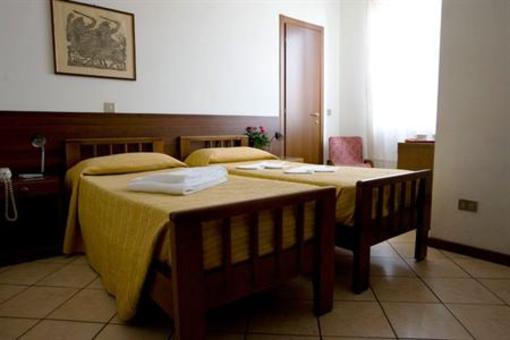 фото отеля Catalani E Madrid Hotel Milan