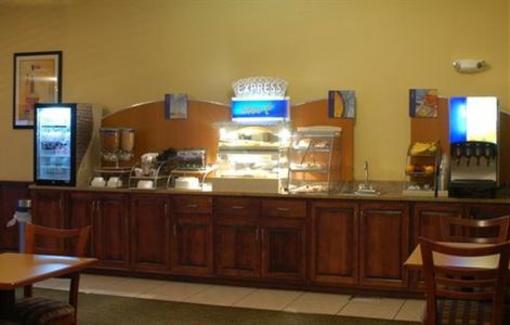 фото отеля Holiday Inn Express Suites Alamosa