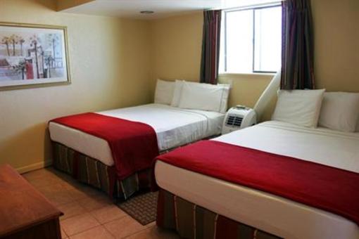 фото отеля Chateau Motel