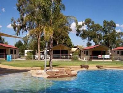 фото отеля A Shady River Holiday Park Moama