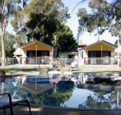фото отеля A Shady River Holiday Park Moama