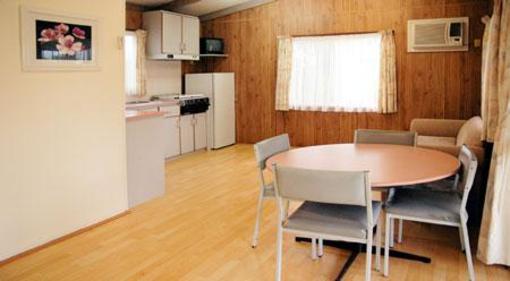 фото отеля A Shady River Holiday Park Moama
