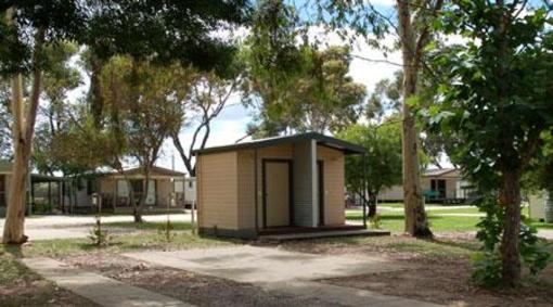 фото отеля A Shady River Holiday Park Moama