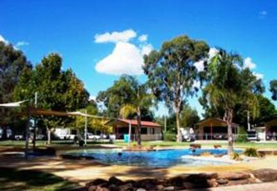 фото отеля A Shady River Holiday Park Moama