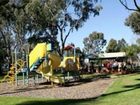 фото отеля A Shady River Holiday Park Moama