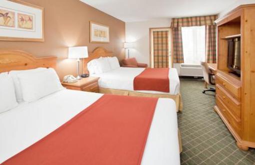 фото отеля Holiday Inn Express Hotel & Suites Branson