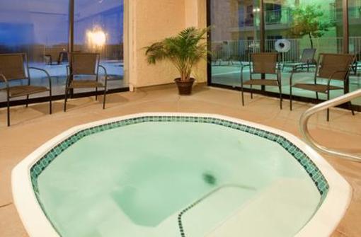 фото отеля Holiday Inn Express Hotel & Suites Branson
