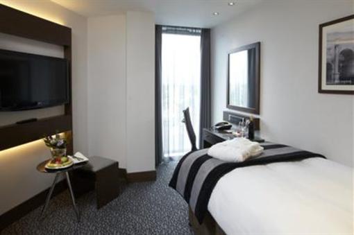 фото отеля Park Grand London Heathrow Gateway