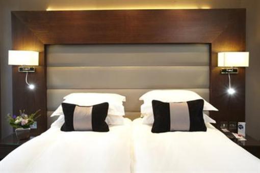 фото отеля Park Grand London Heathrow Gateway