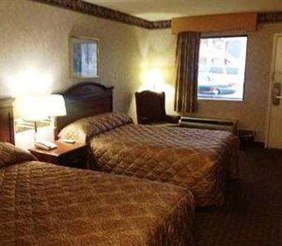 фото отеля Colonial Inn & Suites Memphis