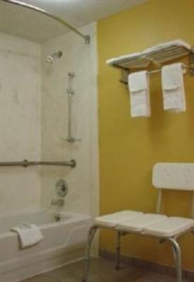 фото отеля Colonial Inn & Suites Memphis
