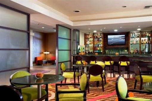 фото отеля Holiday Inn Express Hotel & Suites International Airport San Jose (California)