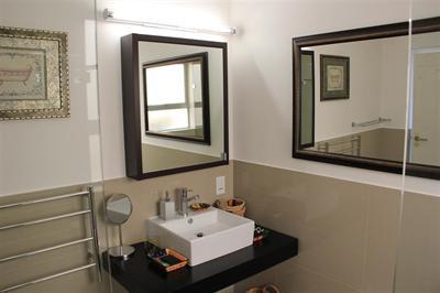 фото отеля Southern Comfort Guest Lodge Cape Town