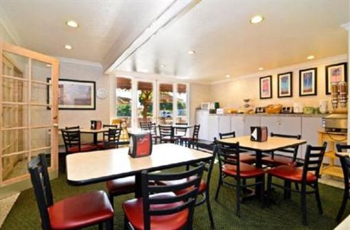 фото отеля BEST WESTERN Date Tree Hotel