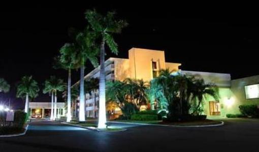 фото отеля BEST WESTERN Bay Harbor Hotel