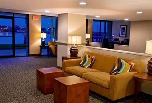 фото отеля BEST WESTERN Bay Harbor Hotel