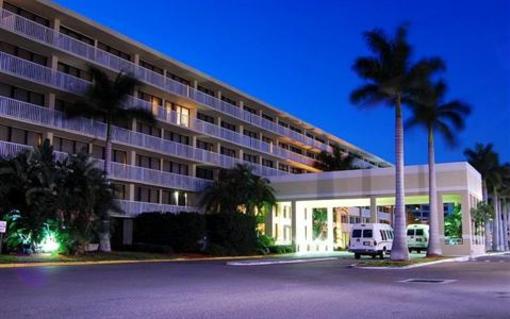 фото отеля BEST WESTERN Bay Harbor Hotel
