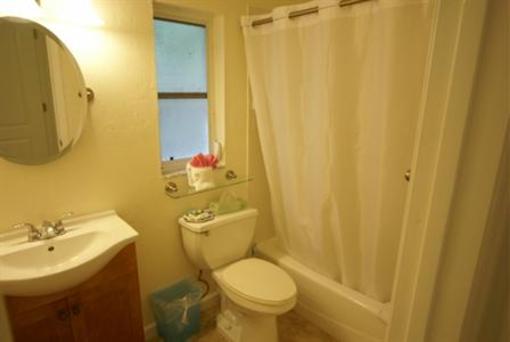 фото отеля Sandpiper Inn Longboat Key