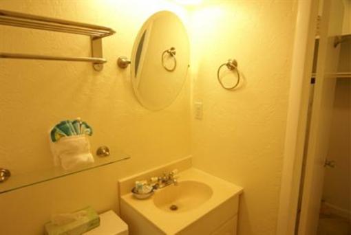 фото отеля Sandpiper Inn Longboat Key