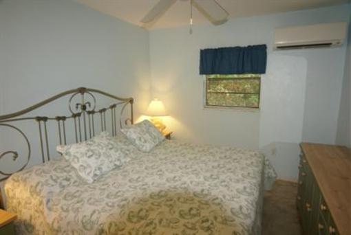 фото отеля Sandpiper Inn Longboat Key