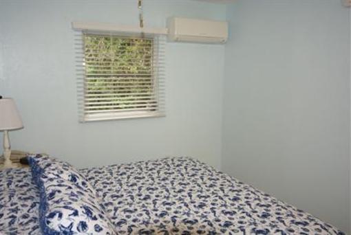 фото отеля Sandpiper Inn Longboat Key