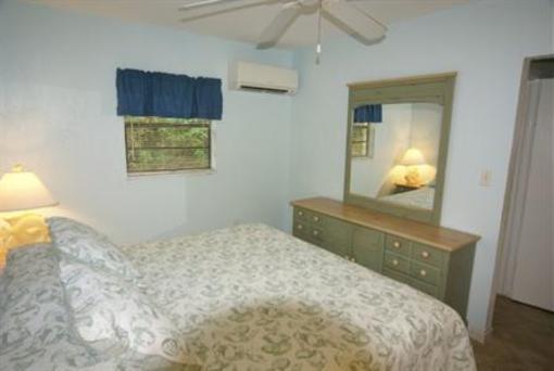 фото отеля Sandpiper Inn Longboat Key