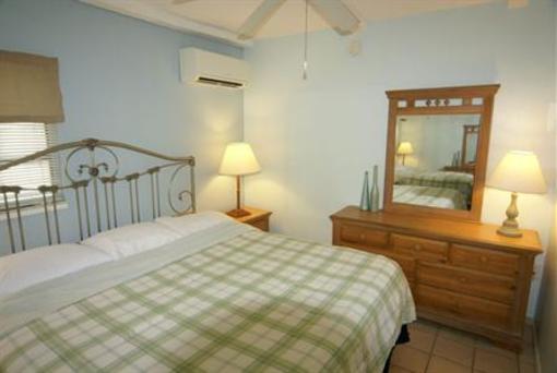 фото отеля Sandpiper Inn Longboat Key