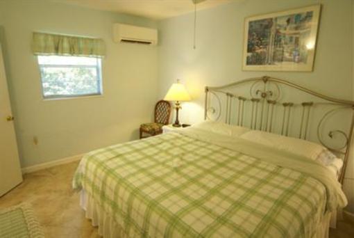 фото отеля Sandpiper Inn Longboat Key