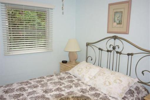 фото отеля Sandpiper Inn Longboat Key