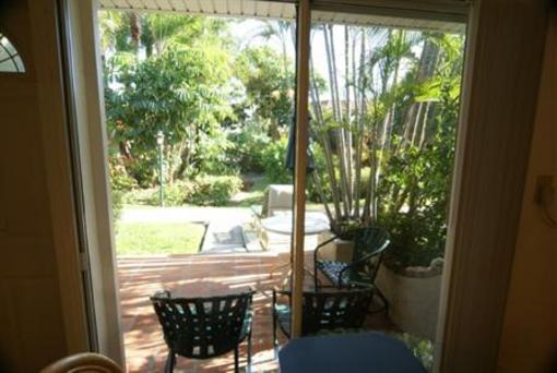фото отеля Sandpiper Inn Longboat Key
