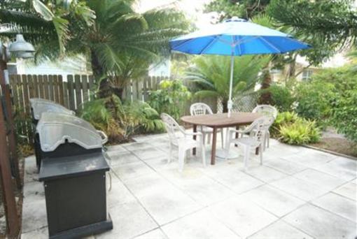 фото отеля Sandpiper Inn Longboat Key