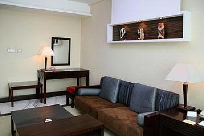 фото отеля Royal Fortune Hotel