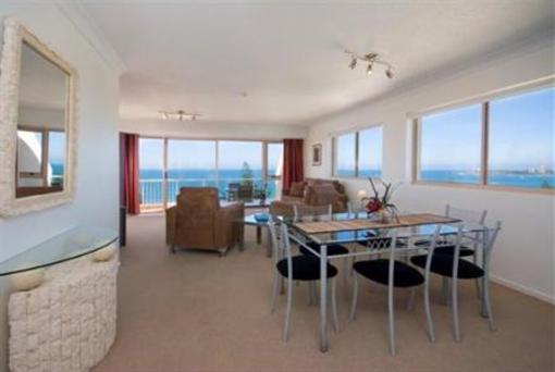 фото отеля Osprey Apartments Mooloolaba