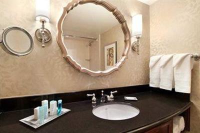 фото отеля Hilton Westchester - Rye Brook