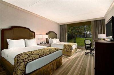 фото отеля Hilton Westchester - Rye Brook
