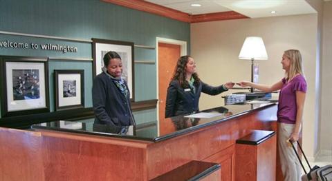 фото отеля Hampton Inn Wilmington-University Area/Smith Creek Station