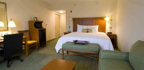 фото отеля Hampton Inn Wilmington-University Area/Smith Creek Station