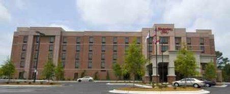 фото отеля Hampton Inn Wilmington-University Area/Smith Creek Station