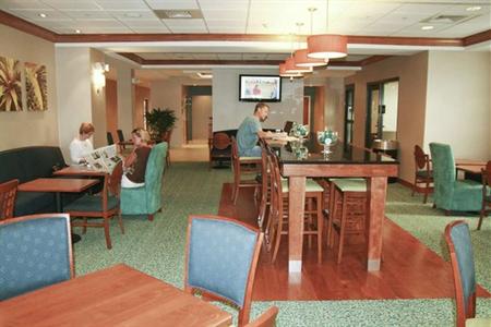фото отеля Hampton Inn Wilmington-University Area/Smith Creek Station