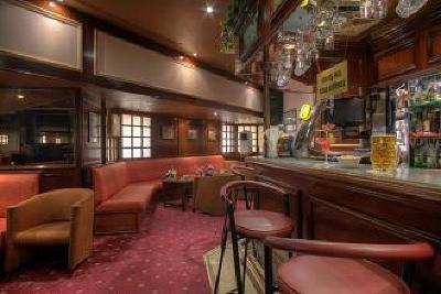 фото отеля Al Diar Dana Hotel