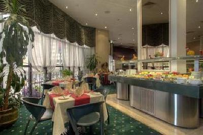 фото отеля Al Diar Dana Hotel