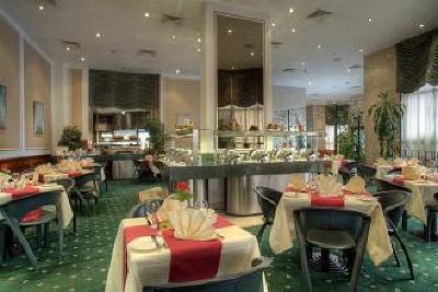 фото отеля Al Diar Dana Hotel